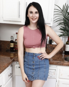 Кинсли Анне