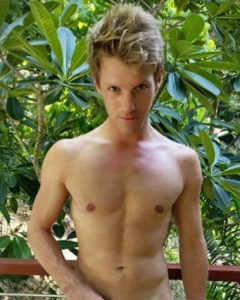 МистерПуссиЛикинг