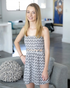 Кензи Келли